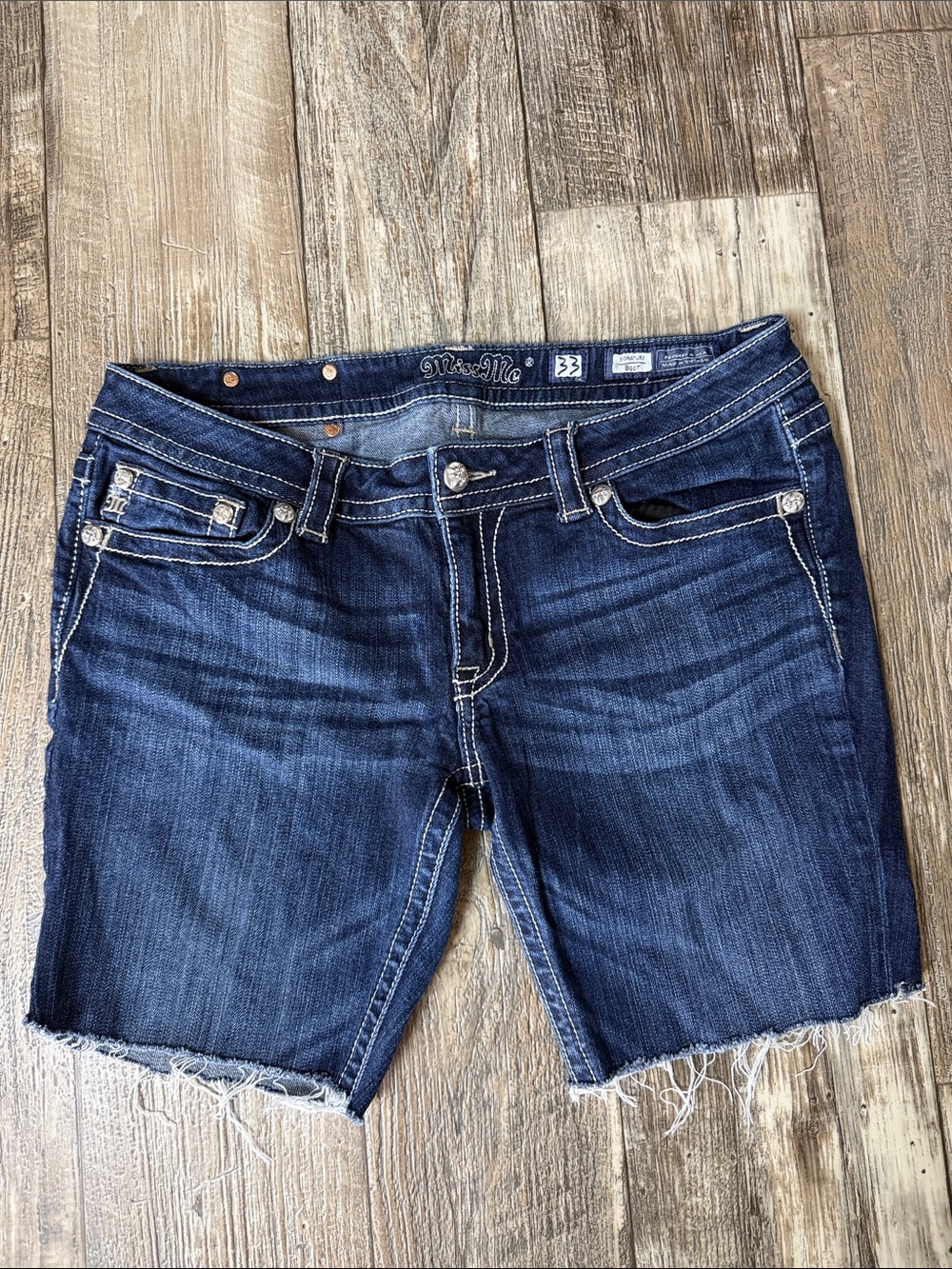 Miss Me Signature Boot Blue Frayed Hem Denim Shorts, 33